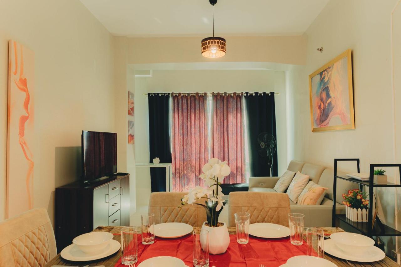 Ayala Mall 10Mins Walk Cebu City Apartment & Pool Esterno foto