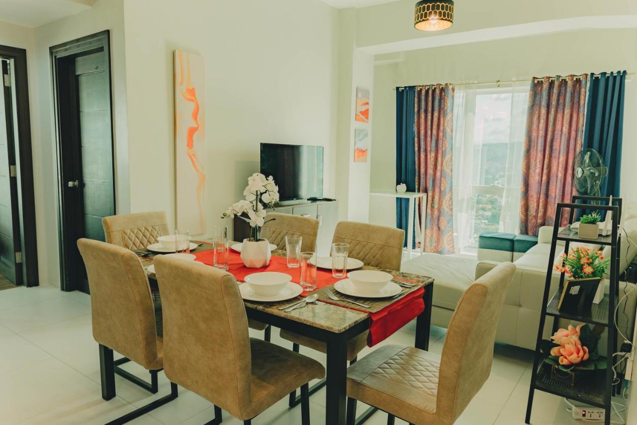 Ayala Mall 10Mins Walk Cebu City Apartment & Pool Esterno foto