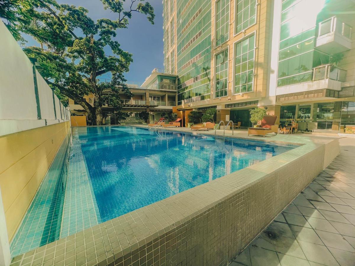 Ayala Mall 10Mins Walk Cebu City Apartment & Pool Esterno foto