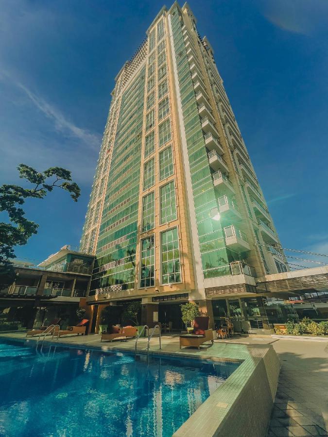 Ayala Mall 10Mins Walk Cebu City Apartment & Pool Esterno foto