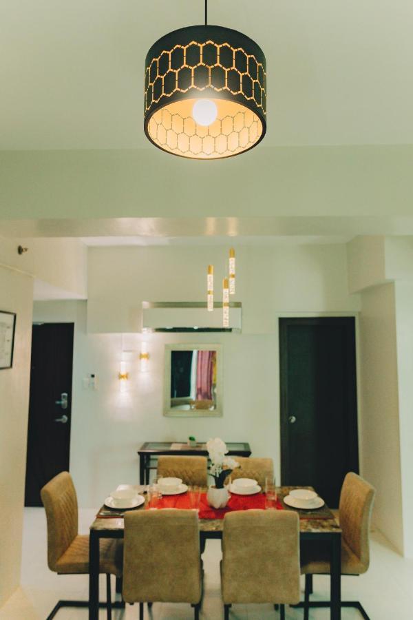 Ayala Mall 10Mins Walk Cebu City Apartment & Pool Esterno foto